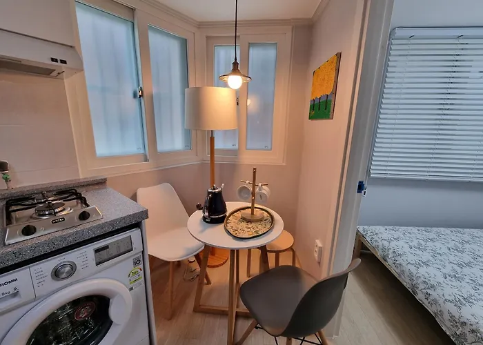 Apartment Mook