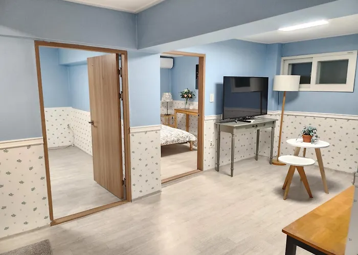 Mook Apartment *