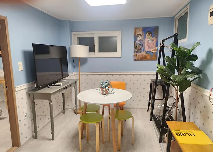 Mook Apartment Seoul